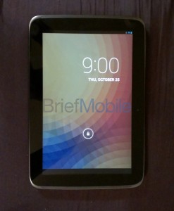 Nexus 10 ja lukitusnäyttö BriefMobilen julkaisemassa kuvassa