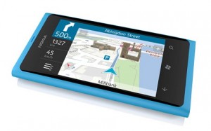 Ensimmäinen Nokian Windows Phone,  vuonna 2011 esitelty Lumia 800.