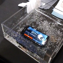 P2i:n teknologialla vedenkestäväksi muutettu Galaxy S III
