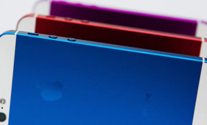 Mahdollisia uusia iPhone 5S -värejä?
