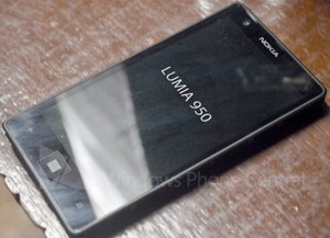 Mahdollinen Lumia 950 Windows Phone Centralin julkaisemassa kuvassa