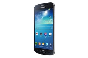 Samsung Galaxy S4 mini mustana väriversiona