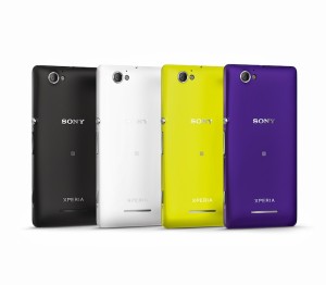 Sony Xperia M eri väreissä