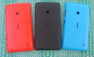 Nokia Lumia 520:n eri värisiä vaihtokuoria