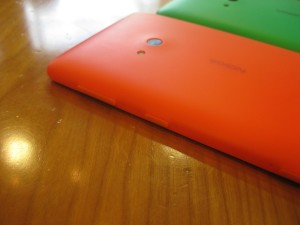 Nokia Lumia 625 sivulta