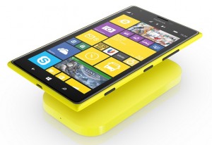 Nokia Lumia 1520 ja langaton DC-50-latauslaite