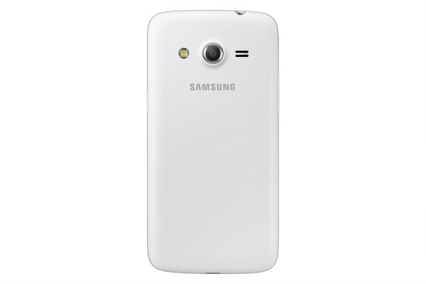 Samsung Galaxy Core valkoisena takaa