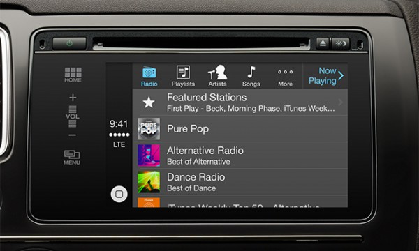 Apple CarPlayn musiikkitoistonäkymä