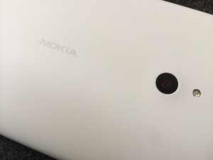Nokia Lumia 1320:sta löytyy viiden megapikselin kamera