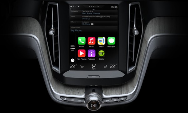 Applen CarPlay Volvon ratkaisuna - ei liity Alpineen