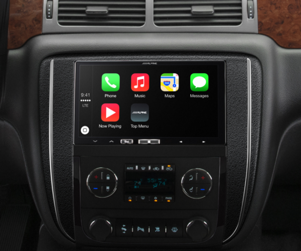 Alpine + Apple CarPlay