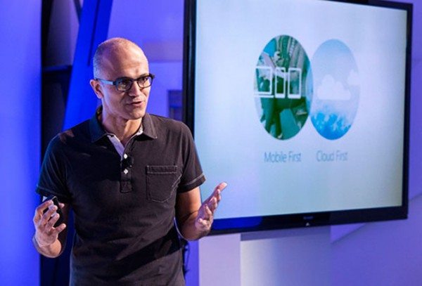 Microsoftin pääjohtaja Satya Nadella vie yhtiötä mobiiliin ja pilveen