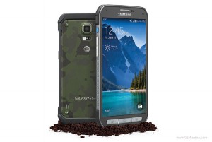 Samsung Galaxy S5 Active armeijakuosissa