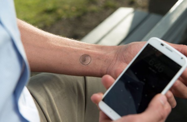 Digital Tattoo avaa Moto X -puhelimen lukituksen hetkessä