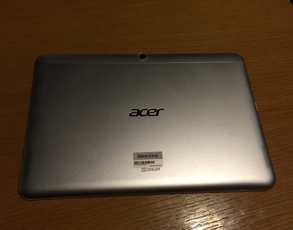 Acer Iconia A3-A20 takaa