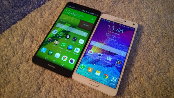 Huawei Ascend Mate7 ja Galaxy Note 4 vierekkäin