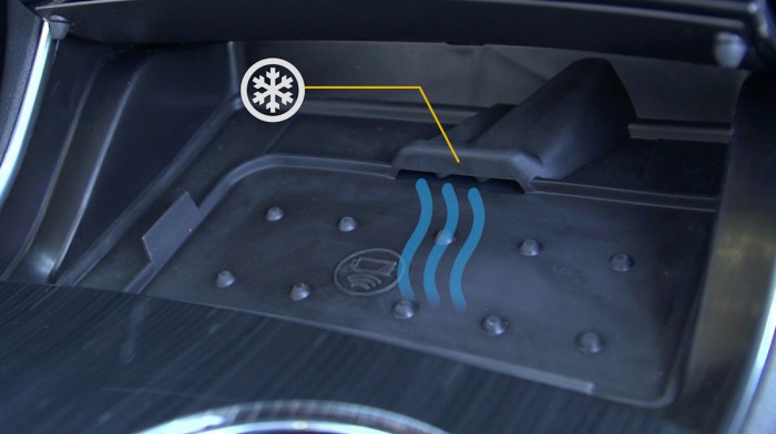 Active Phone Cooling pitää puhelimen viileänä autossa. Kuva: Chevrolet.