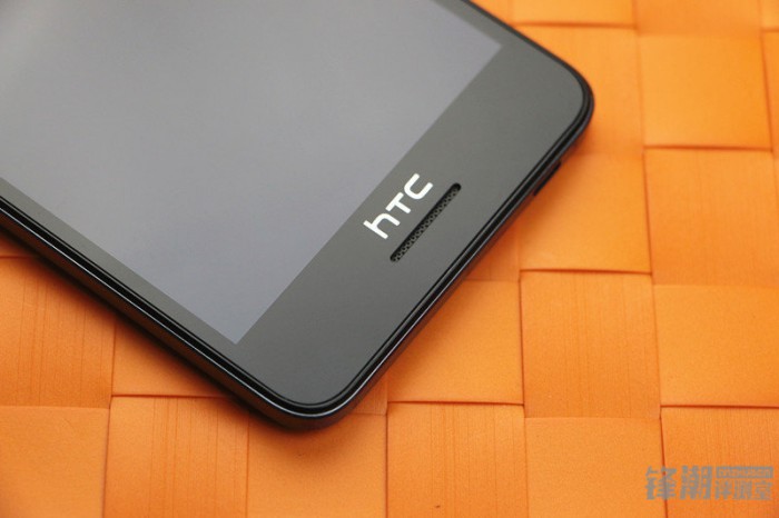 HTC-Desire-728 2
