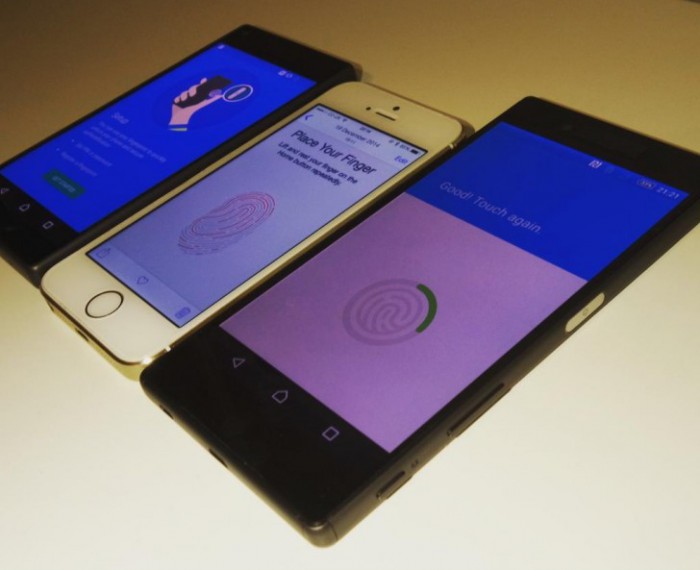 Huhutut Xperia Z5- ja Z5 Compact -älypuhelimet komeilevat iPhone 5s:n rinnalla