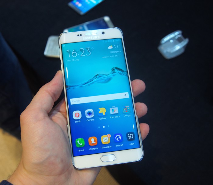 Galaxy S6 edge+ on kookas, mutta näytön kokoonsa nähden solakka