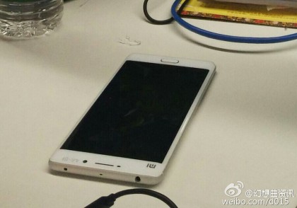 Oletettu Xiaomi Mi 5 vuotokuvassa