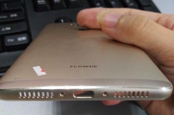 Väitetyn Huawei Mate 9:n rungon pohjassa paikka USB-C-liitännälle.