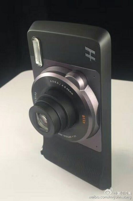 Moto Z Hasselblad -lisäkuori tuo kameran 10x optisella zoomilla.