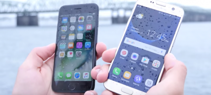 iPhone 7 ja Galaxy S7 ottavat toisistaan mittaa veteen upotuksessa.