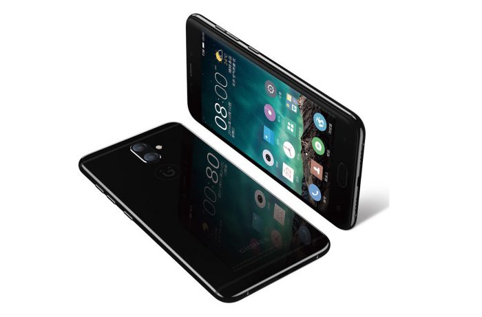 Gionee S9:n musta värivaihtoehto on kiiltävä Applen iPhone 7:n peilimustan tavoin.