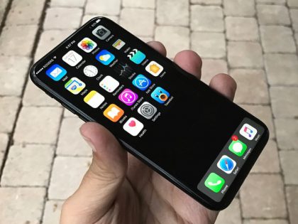 Veniamin Geskinin luoma iPhone 8 -konseptikuva. Ei oikea laite.