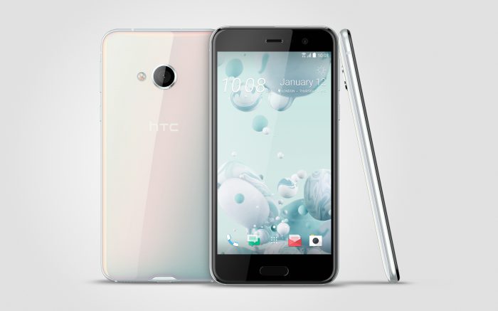 HTC U Play valkoisena.
