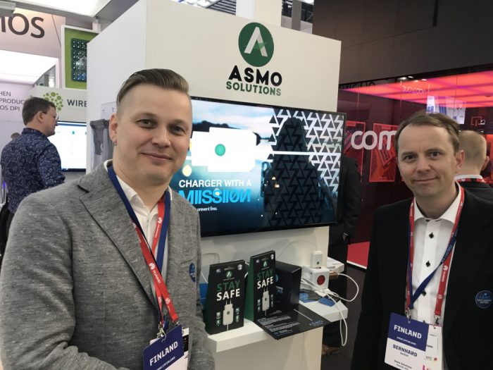 Asmo-laturi on edustettuna Suomi-osastolla Mobile World Congressissa.