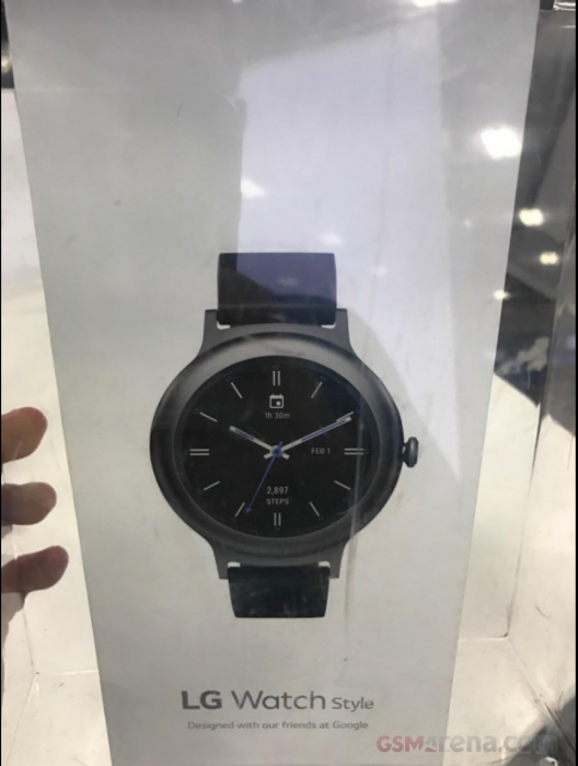 LG Watch Stylen myyntipakkaus GSMArenan julkaisemassa kuvassa.