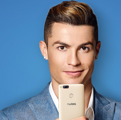 nubia-puhelinten mainoskasvona toimii jalkapalloilija Cristiano Ronaldo.