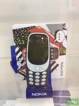 Nokia 3310:n mallikappale Nokiapoweruserin kuvassa.