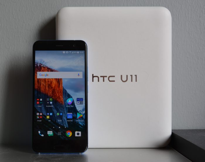 HTC U11.