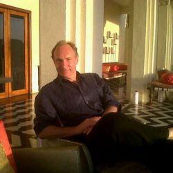 Webin kehittäjä Tim Berners-Lee.
