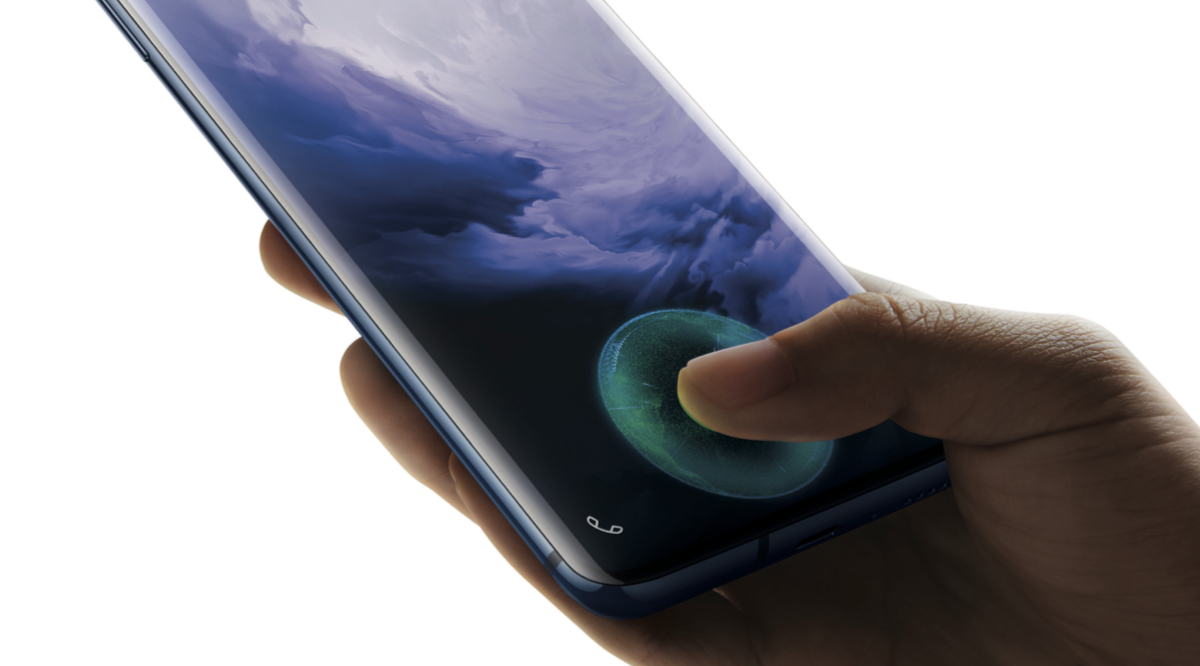 Näytönalainen sormenjälkilukija on sekä OnePlus 7:ssä että OnePlus 7 Prossa nopeampi kuin 6T:ssä.