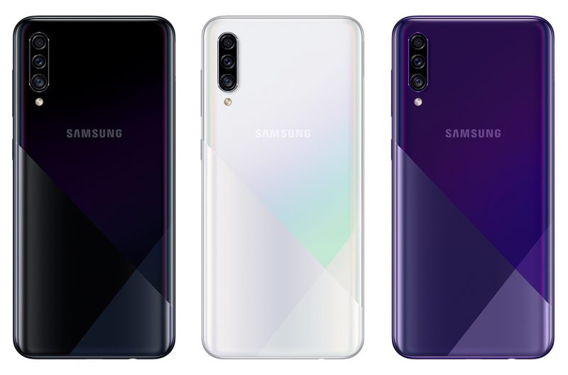 Samsung Galaxy A30s eri väreissä. Myös Galaxy A30s:stä pitäisi olla tulossa vihreä väri mutta siitä ei Samsung vielä tarjonnut kuvia.