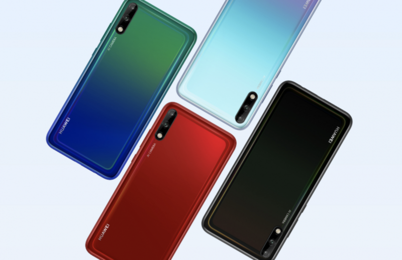 Huawei Enjoy 10:n neljä värivaihtoehtoa.