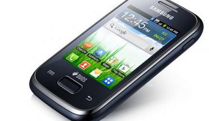 Samsung oli sekä älypuhelinten että koko puhelinmarkkinan kuningas vuonna 2012. Kuvassa Galaxy Pocket.
