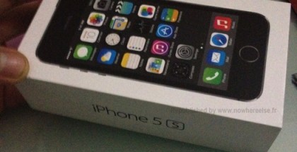 Apple iPhone 5S:n väitetty pakkaus aiemmin vuotaneessa kuvassa