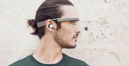 Google Glass ja korvakuuloke