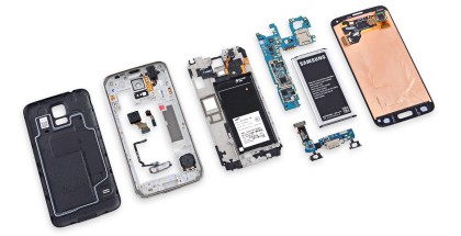 Samsung Galaxy S5 purettuna palasiin iFixitin toimesta