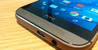 HTC:n lippulaivaälypuhelin One (M8)