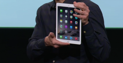 Applen toimitusjohtaja Timo Cook esitteli iPad Air 2:n