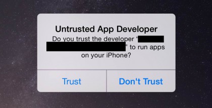 Jos iOS-laite kysyy, luotetaanko tuntemattoman kehittäjän sovellukseen, vastaus kuuluu "Älä luota".