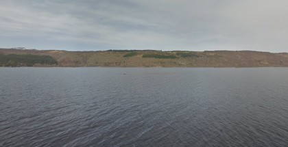 Google Mapsin tuoreissa Loch Ness kuvissa ajelehtii jotain tunnistamatonta