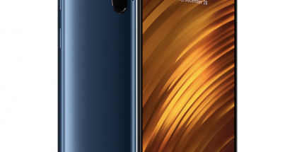 Pocophone F1 sinisenä.