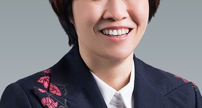 Huawein yhteiskuntasuhteista ja viestinnästä vastaava johtaja Caroline Chen.